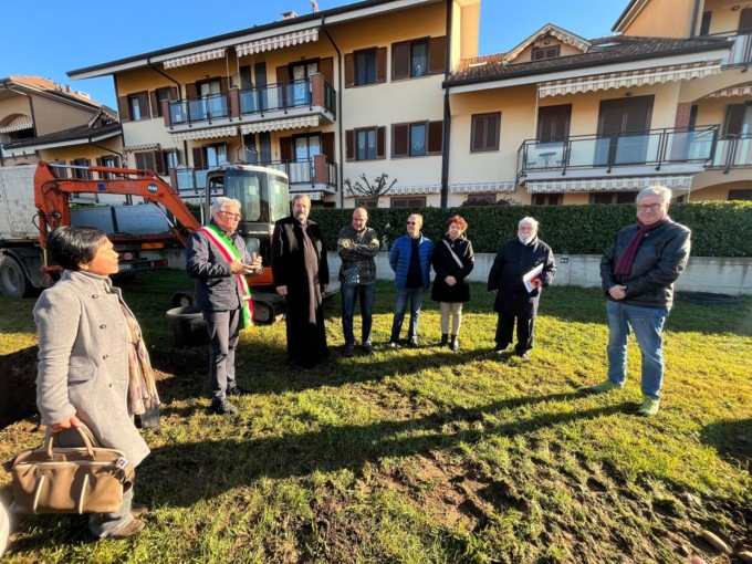 Due aceri messi a dimora nel parco di via Mazzè