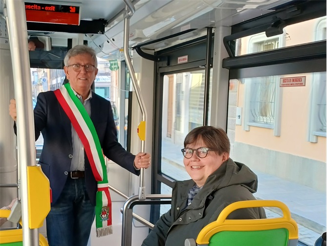 Due nuovi autobus elettrici al Comune di Chivasso