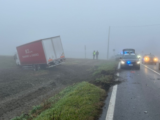 Maxi incidente lungo la provinciale 31bis, traffico bloccato