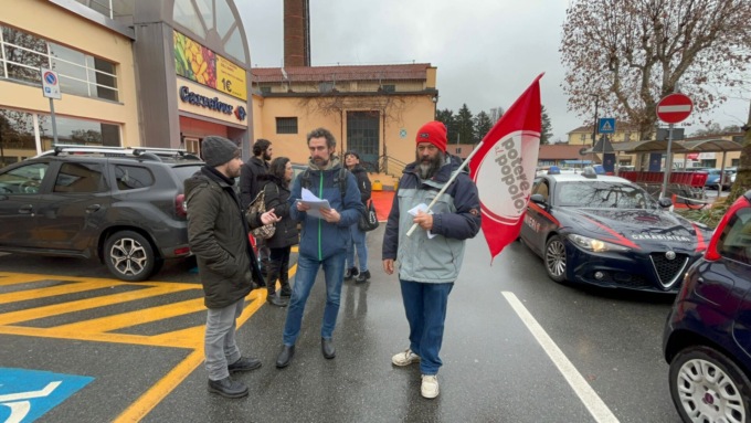 Pro Palestina, manifestazione contro Carrefour