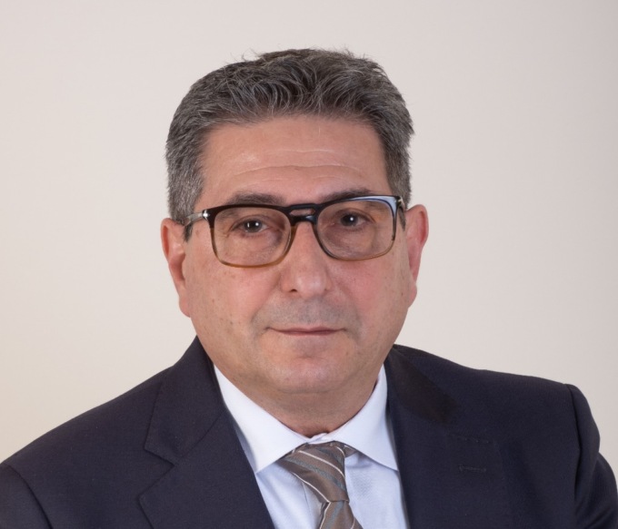 Il vicesindaco: «L’amianto noi l’abbiamo tolto, le polemiche le lasciamo agli altri»