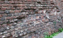 A Chivasso sono iniziati i lavori per il recupero delle storiche mura