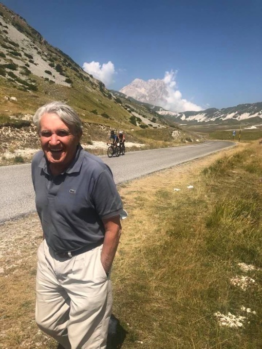 L’addio al dottor Averone