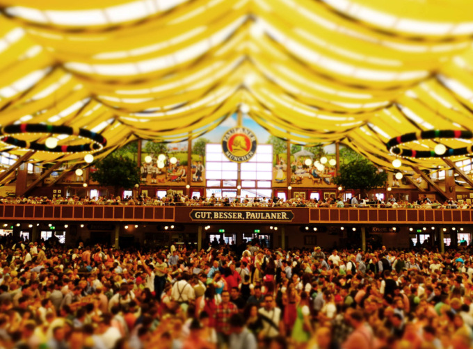 Lavoro, 200 assunzioni per l’autunno per l’Oktoberfest