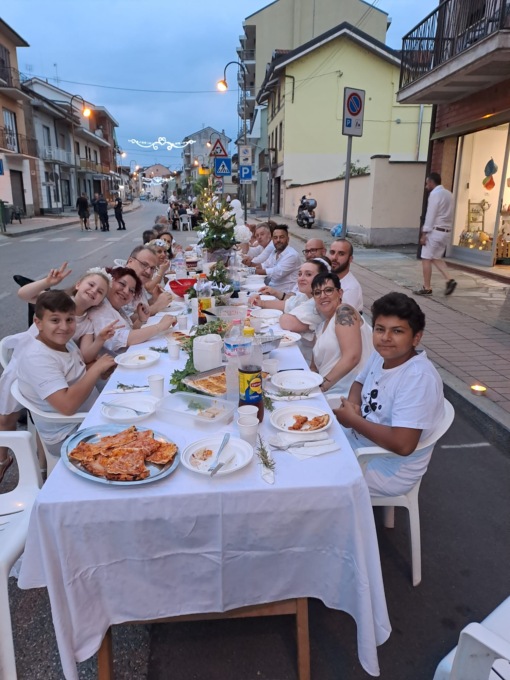 Il maltempo ferma la Cena sotto le Stelle e il concerto al parco