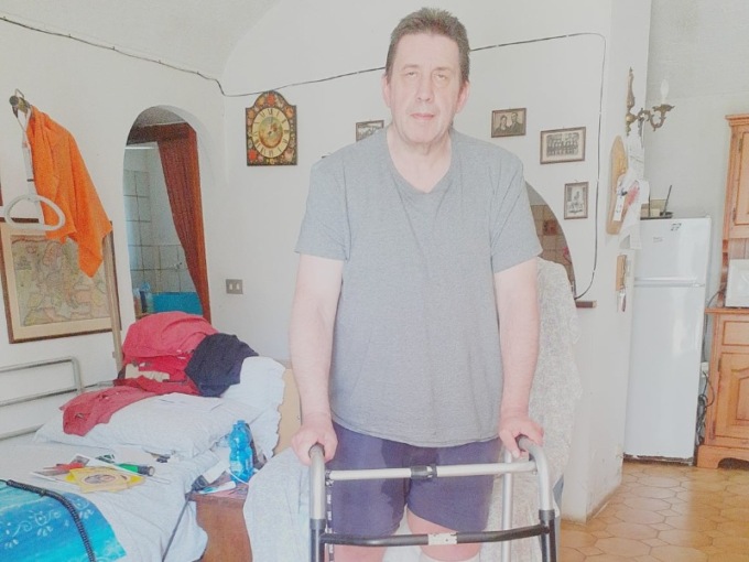 «Prigioniero in casa perchè lo scooter dell’Asl è rotto»