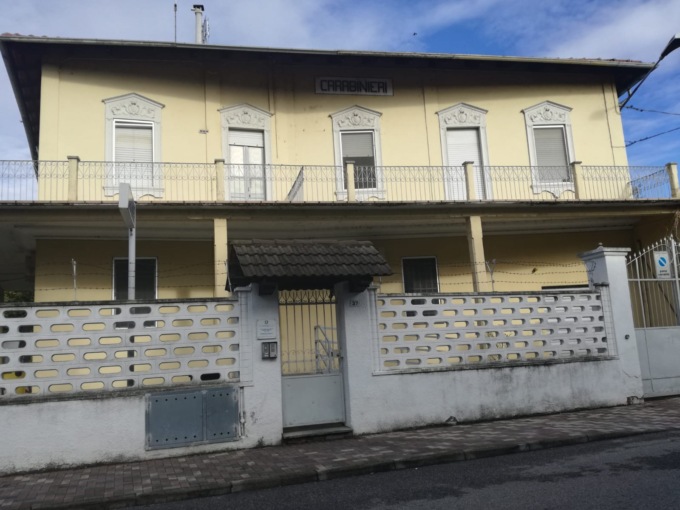 Caserma dei carabinieri, servono lavori all’edificio