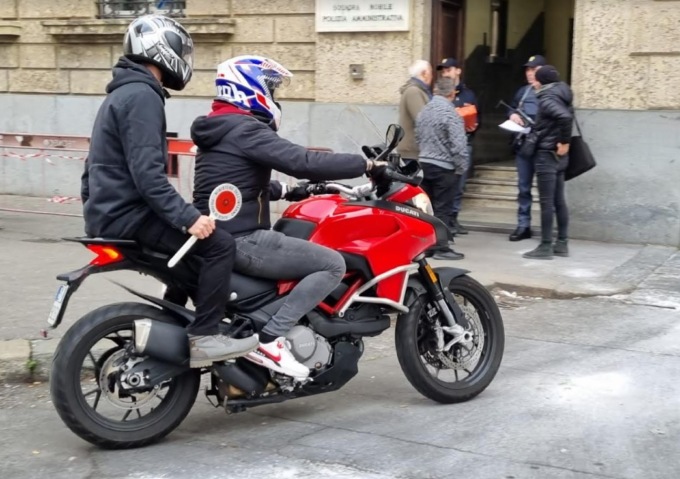 Finti tecnici del gas derubano anziani: arrestati due sinti