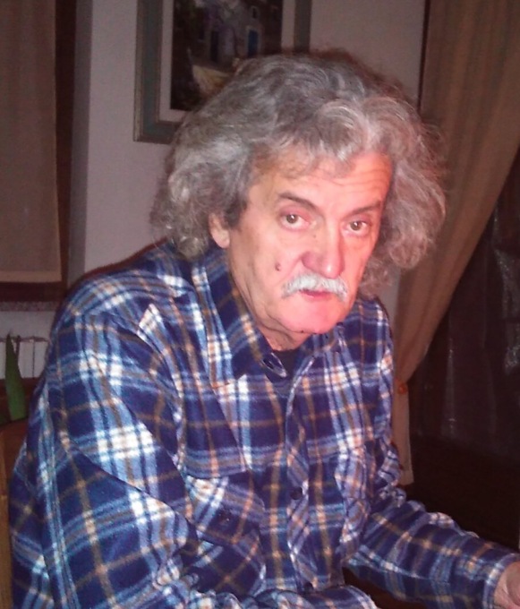 Dramma della solitudine: trovato morto nella sua casa