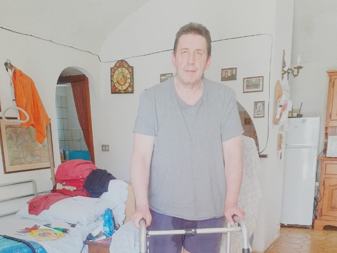 Ezio Rosa ancora bloccato in casa: «Tutti sanno ma nessuno agisce»