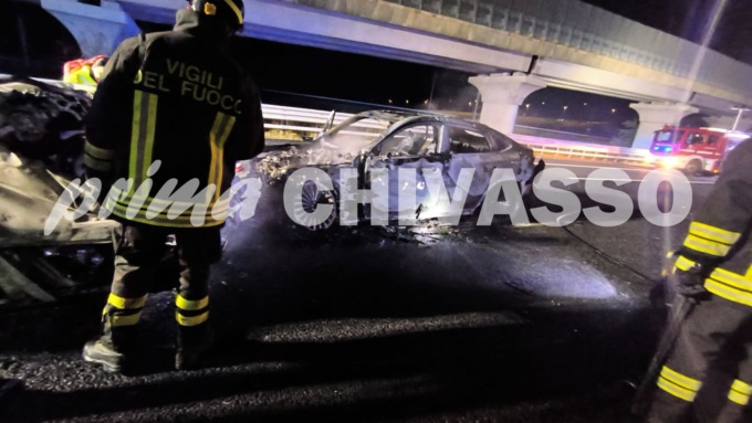 Incidente mortale sull’A4 Torino-Milano, autostrada chiusa LE FOTO