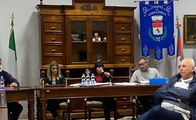«Ma quale sindaco dei miracoli… è riuscita a perdere  150mila euro»