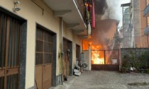 Devastante incendio in via Clara a Chivasso FOTO e VIDEO