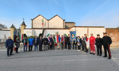 Inaugurazione della nuova targa alle «Madri dei Caduti Castelrossesi»