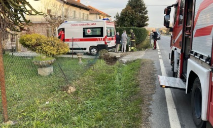 Donna perde il controllo dell’auto e rischia di colpire una bombola del gas