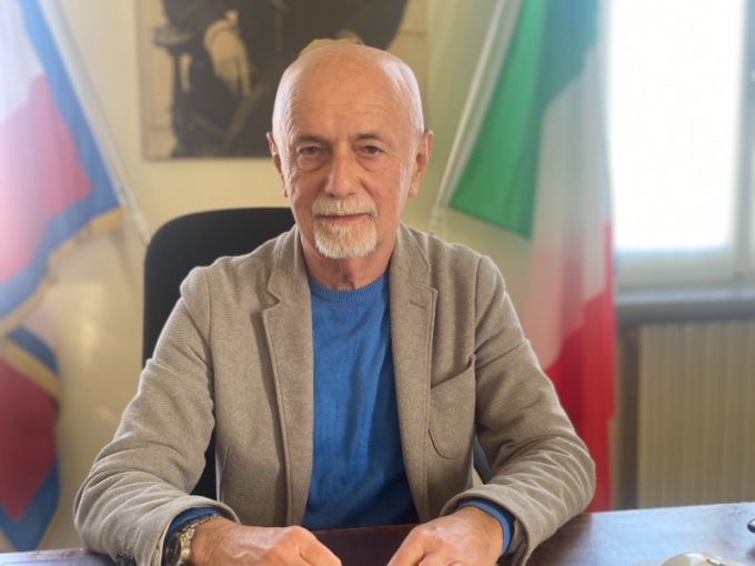 Commercianti e ambulanti divisi sulla sede del mercato