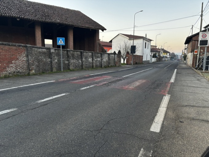 «Le strisce pedonali sono invisibili»
