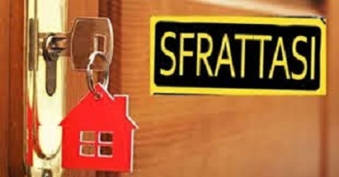 30 mila € di debiti, con ATC: sotto l’albero, lo sfratto