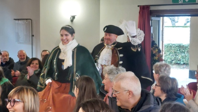 Carnevale di Brandizzo 2025, al Gran Giardiniere le chiavi del paese