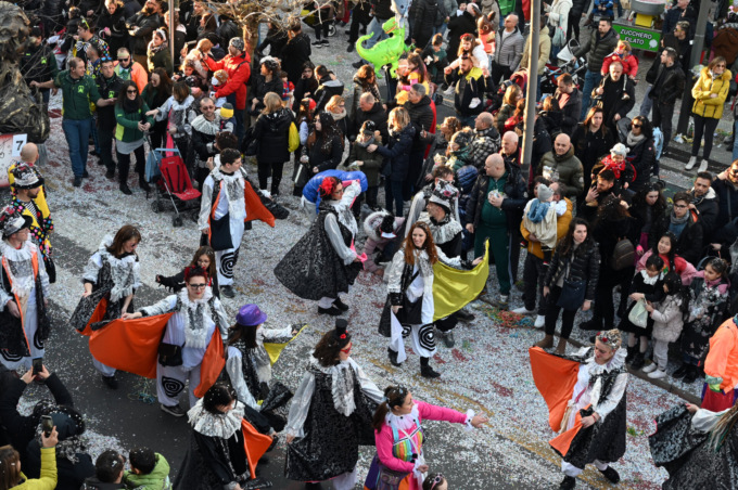 Carnevale, annullata la sfilata notturna per maltempo