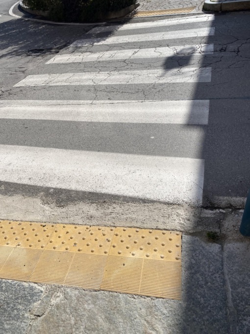 Pavimento tattile per ipovedenti
