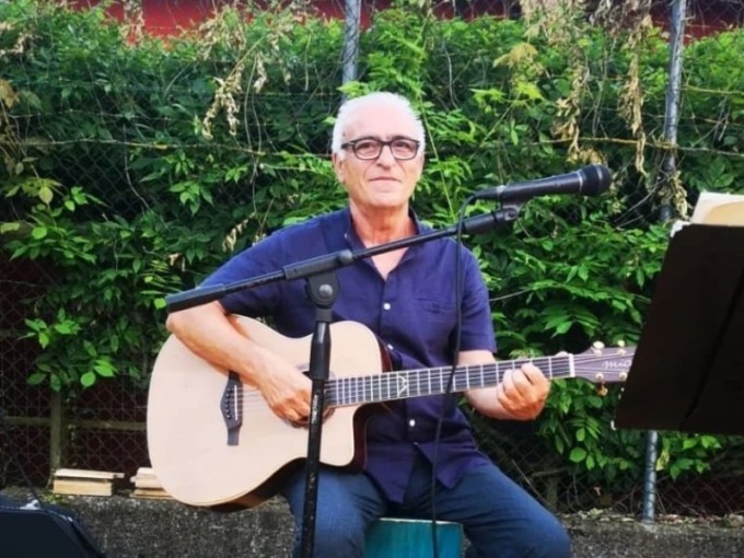 L’addio a Salvatore Cacace, la città perde un caro amico