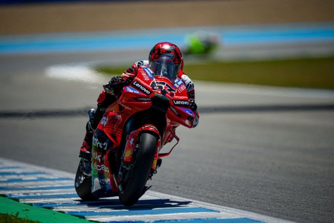 MotoGp, Sprint Race Germania: Bagnaia in difficoltà