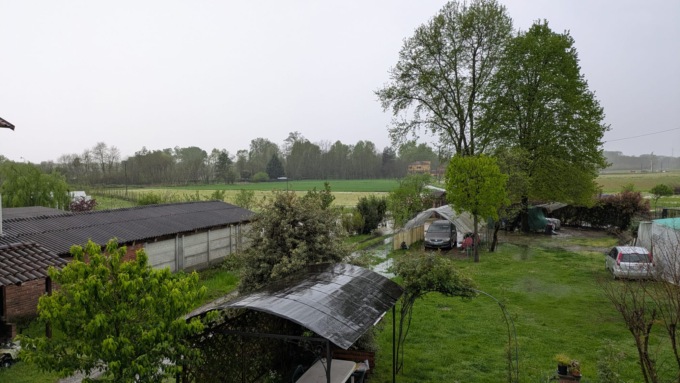 Allagamenti nelle frazioni di Chivasso e chiusa la strada per Betlemme