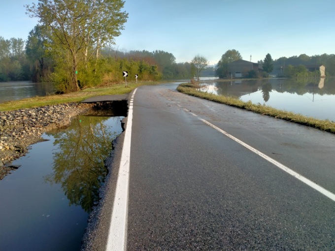 Alluvione, il ponte sulla Dora Baltea resta chiuso