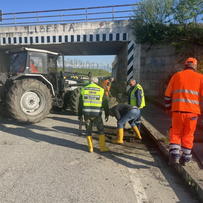 Riaperto il sottopasso di Strada Ghiaro