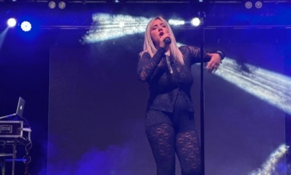 Rebecca "Bekka" Raviolo apre il concerto di Ivana Spagna e Righeira