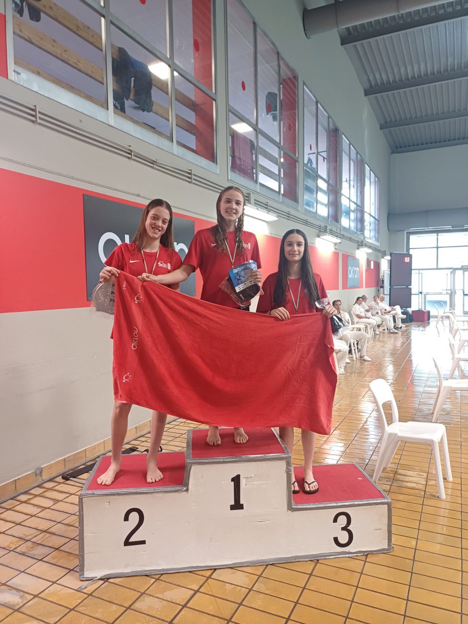 PODIO 100 DORSO RAGAZZE