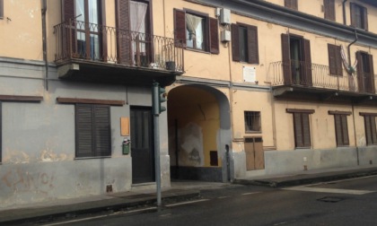 Famiglie sfrattate dalle «Case Bianco», Sellaro apre le proprie porte