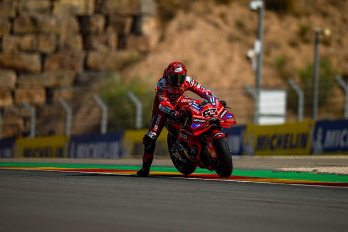 MotoGP, Pecco Bagnaia terzo sul circuito di Aragon