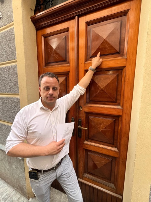 “Ebreo infame”: scritte shock contro Matteo Doria