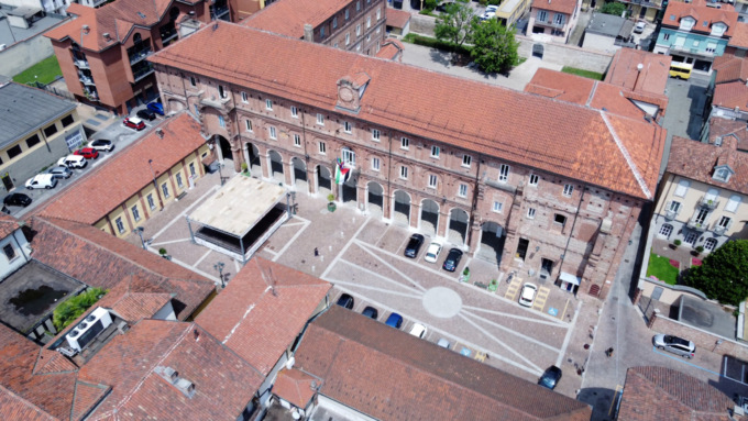 La città di Chivasso protagonista  di “Dentro e fuori dal Comune”: la puntata in tv