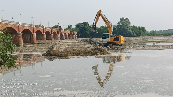 Lavori al ponte del Po, senso unico alternato