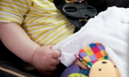 Non sanno se sia davvero sua figlia: bimba di un anno tolta al «padre»