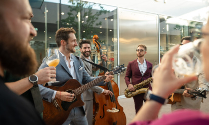 Successo per "La notte delle Birre Artigianali" a Torino Outlet Village: una serata di shopping, degustazioni del territorio e musica sotto le stelle