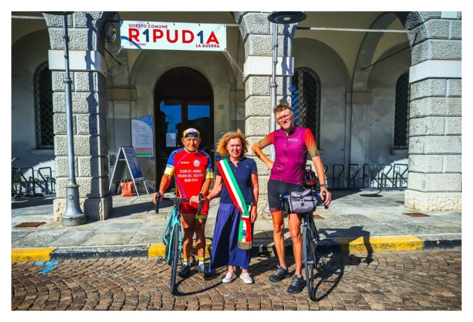 In bicicletta, Ghigliano raggiunge i gemelli di Russi di Romagna
