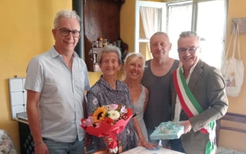 Esterina spegne le sue 100 candeline