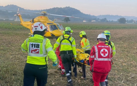 Incidente in via Torino, scontro tra un’auto e uno scooter