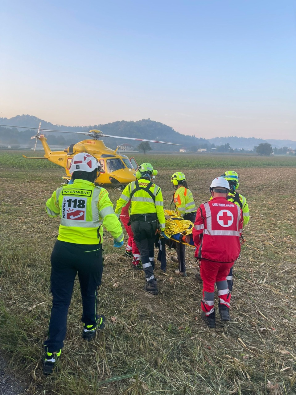 Incidente in via Torino, scontro tra un’auto e uno scooter