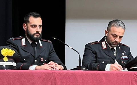 Dopo l’auto in fiamme, le minacce: «Facciamo sparare al Maresciallo»