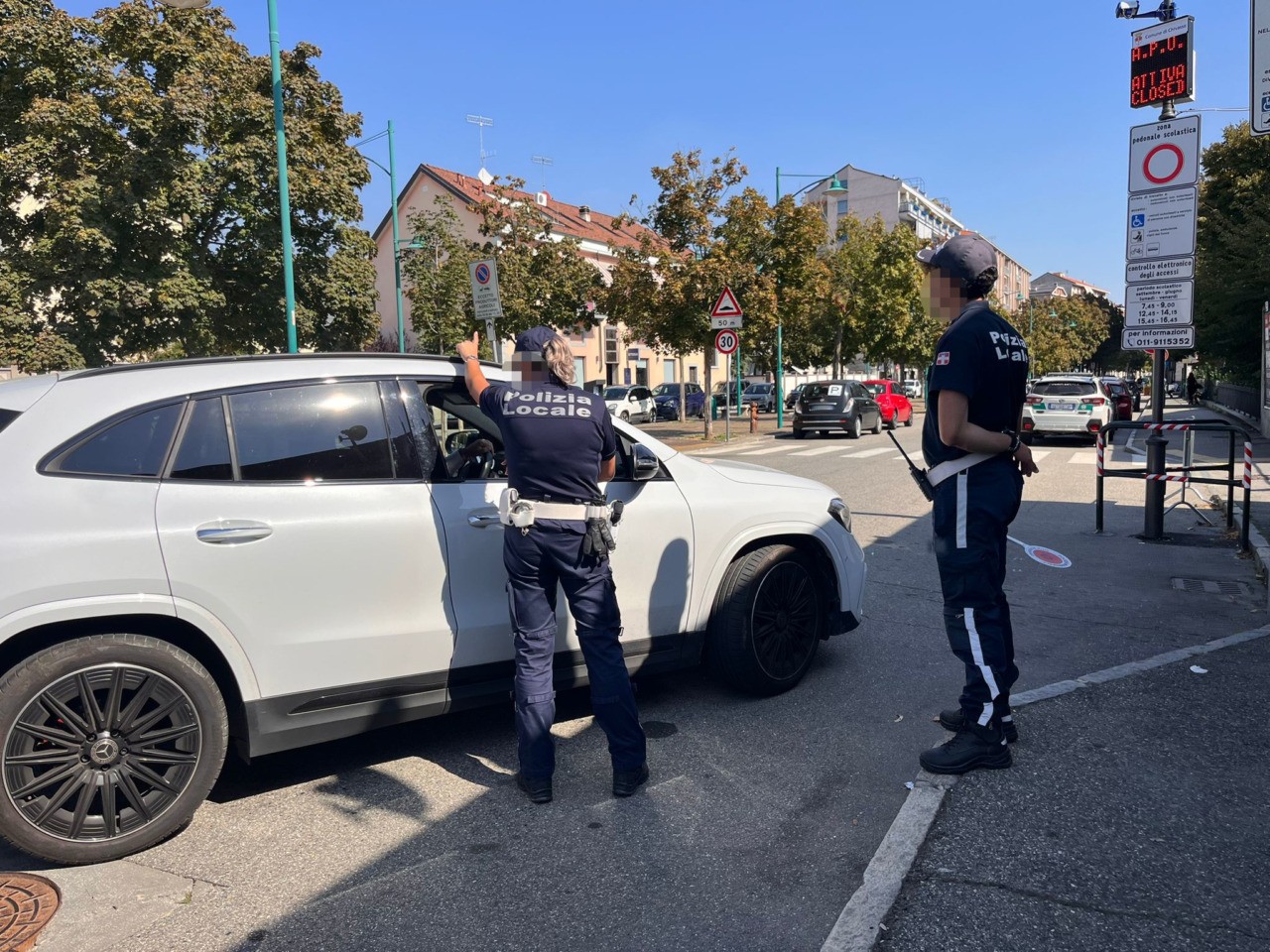 ZTL Scolastica: 120 verbali al giorno, 80 mila euro a settimana