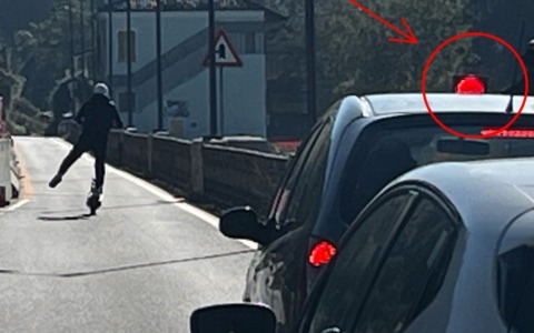Ponte di Verrua, “rosso pieno” con il monopattino