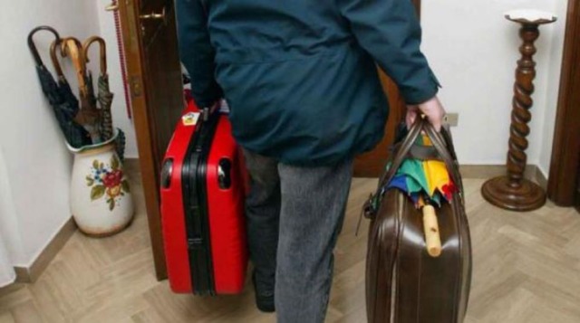 «Non pagano l’affitto da anni, quattro famiglie verranno sfrattate»