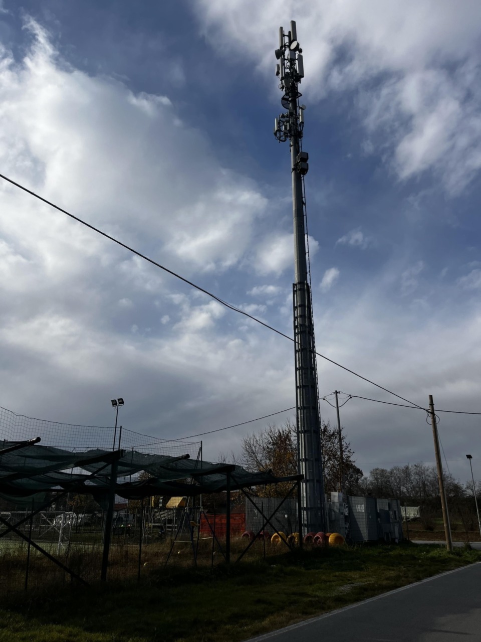 Castelrosso, polemica sulla vendita di un terreno comunale