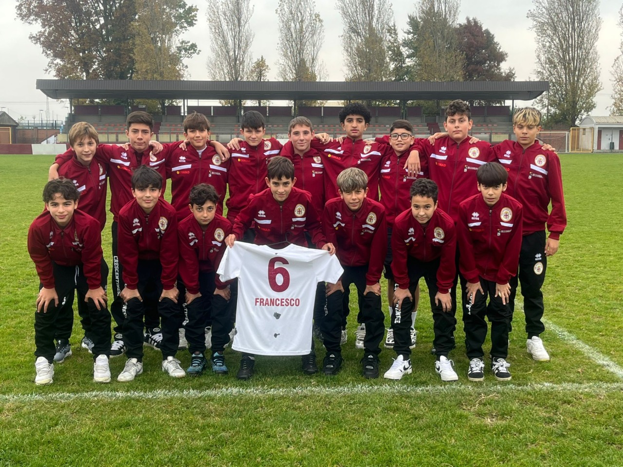 Una tribuna in ricordo di Francesco