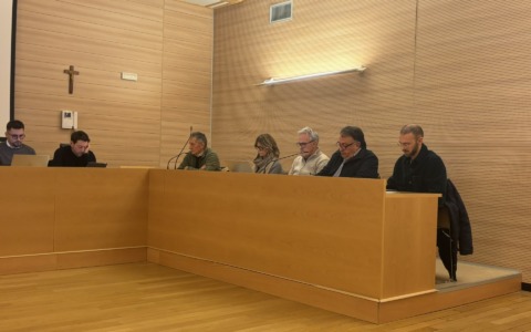 Sicurezza, area cani e abbattimento barriere: la maggioranza boccia gli emendamenti